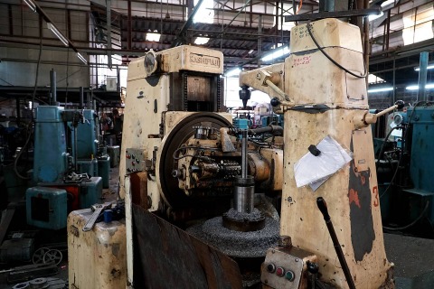 เครื่องล้อเฟือง